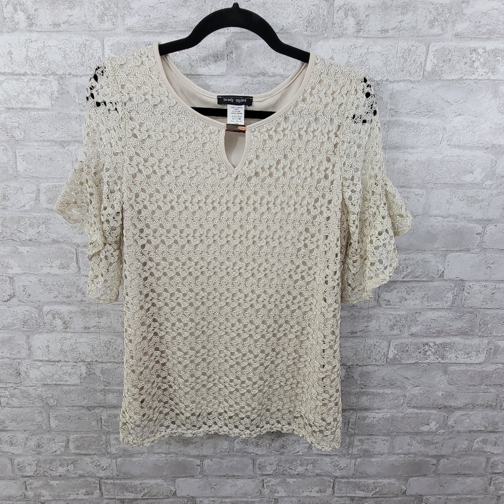 Brody Myles top women's small